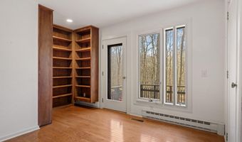 484 Cognewaugh Rd, Cos Cob, CT 06807
