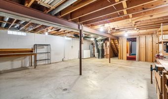 105 21st St NW, Austin, MN 55912