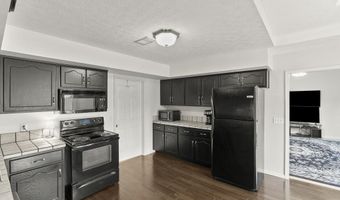 1018 Farmaway Dr, Bardstown, KY 40004