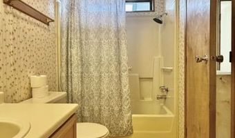 421 Archer Ave, Alturas, CA 96101