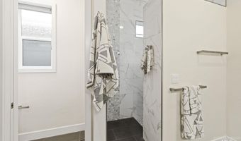 7645 W Hill Rd, Boise, ID 83714