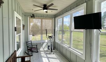 2259 E Laurel St, Atmore, AL 36502