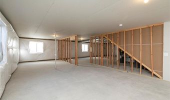 529 Meadows Ct, Polk City, IA 50226