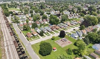 15924 Hanover Ave, Allen Park, MI 48101