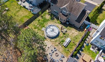 8 Avalon Ave, Barnegat, NJ 08005