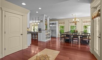 74 Bayberry Rd, Narragansett, RI 02882