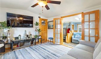63 East Dr, East Providence, RI 02916