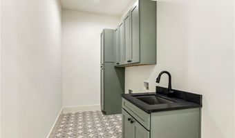 372 Karen Dr, Alpharetta, GA 30009