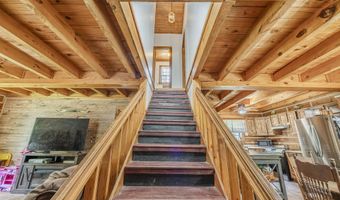 180 Lynn Ln, Big Sandy, TN 38221