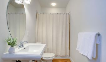 412 JEFFERSON St, Annapolis, MD 21403
