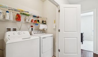 44589 YORK CREST Ter #200, Ashburn, VA 20147