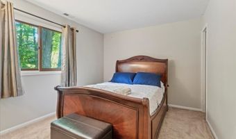 4 Sunrise Dr 9, Alloway, NJ 07462