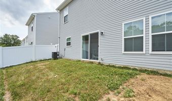 568 Auld Farm Cir, Akron, OH 44320