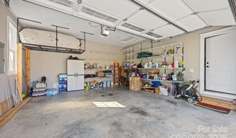 2 Wood Path Ln, Arden, NC 28704