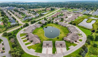 2354 E PLANK Cir B, Appleton, WI 54915