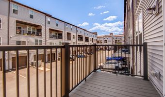 43792 MIDDLEWAY Ter, Ashburn, VA 20147