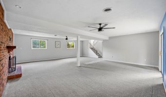 3647 E Galbraith Rd, Amberley, OH 45236