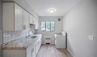 5855 Lathrop Pl, Cincinnati, OH 45224