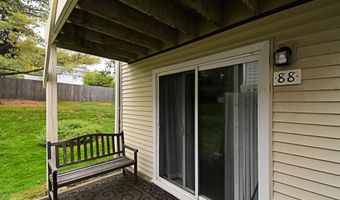 88 HAMPSTEAD Dr 88, Ambler, PA 19002