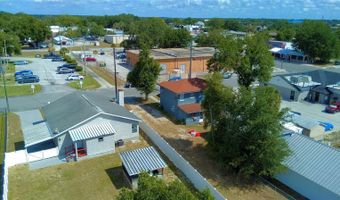 208 CENTER St, Auburndale, FL 33823