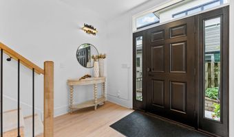 709 N 5th Ave, Ann Arbor, MI 48104