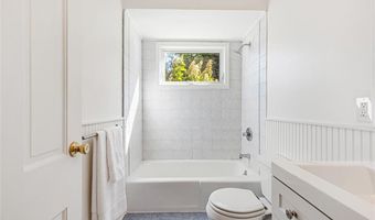 31 Stanchion Ave, Jamestown, RI 02835
