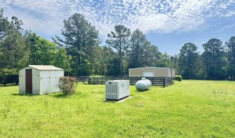 2036 CR 2807, Alto, TX 75925