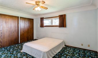 21496 290th St, Adel, IA 50003