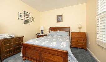 103 Minuteman Cir, Allentown, NJ 08501