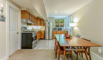 1121 Pauline Blvd, Ann Arbor, MI 48103