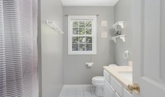 52 GINGER Trl, Coventry, RI 02816