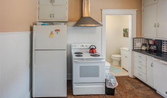 1620 Clawson St, Alton, IL 62002