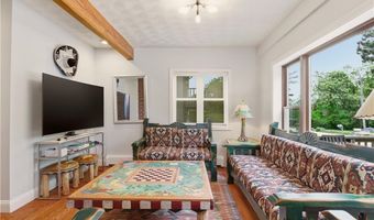 5 Buoy St, Jamestown, RI 02835