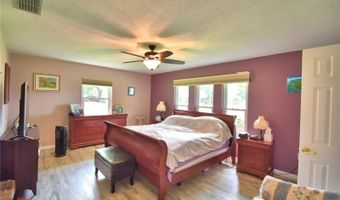902 CRESTVIEW Dr, Auburndale, FL 33823