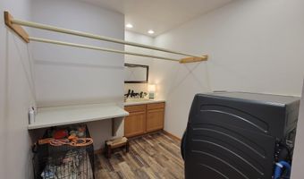 635 LAURISA Ln, Antigo, WI 54409