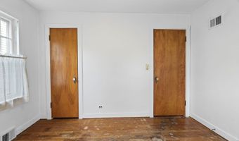 418 S Vail Ave, Arlington Heights, IL 60005