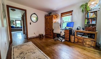42 Mechanic St, North Smithfield, RI 02896