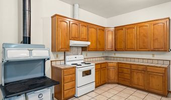 273 FAWN Ln, Azalea, OR 97410
