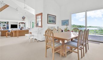 275 Boston Neck Rd, Narragansett, RI 02882