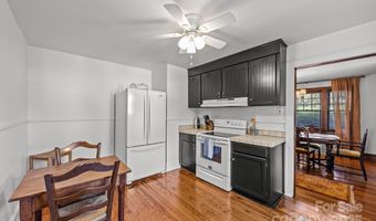 495 Fairview Rd, Asheville, NC 28803