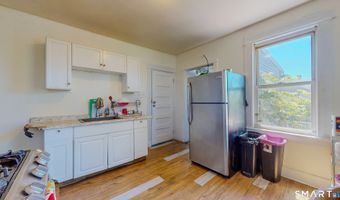 107 Fairview Ave, Bridgeport, CT 06606