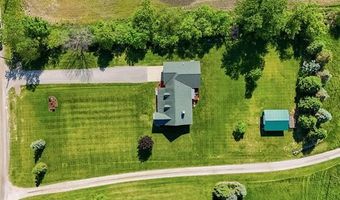 7271 Ray Rd, Argentine, MI 48473