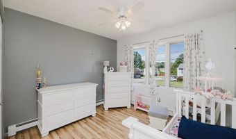1 Lee Ann Dr, Johnston, RI 02919