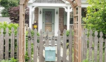 50 Cole St, Jamestown, RI 02835