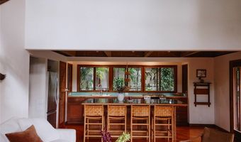 59-195 Ke Nui Rd B, Haleiwa, HI 96712