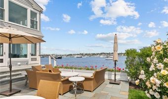 19 Defenders Row, Newport, RI 02840