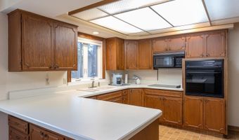 2625 N UNION St, Appleton, WI 54911