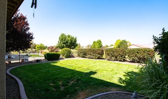 908 Lakeview Dr, Dayton, NV 89403