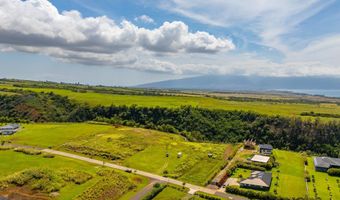 988 Auwaha St, Haiku, HI 96708