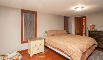 2116 Newton St, Akron, OH 44305